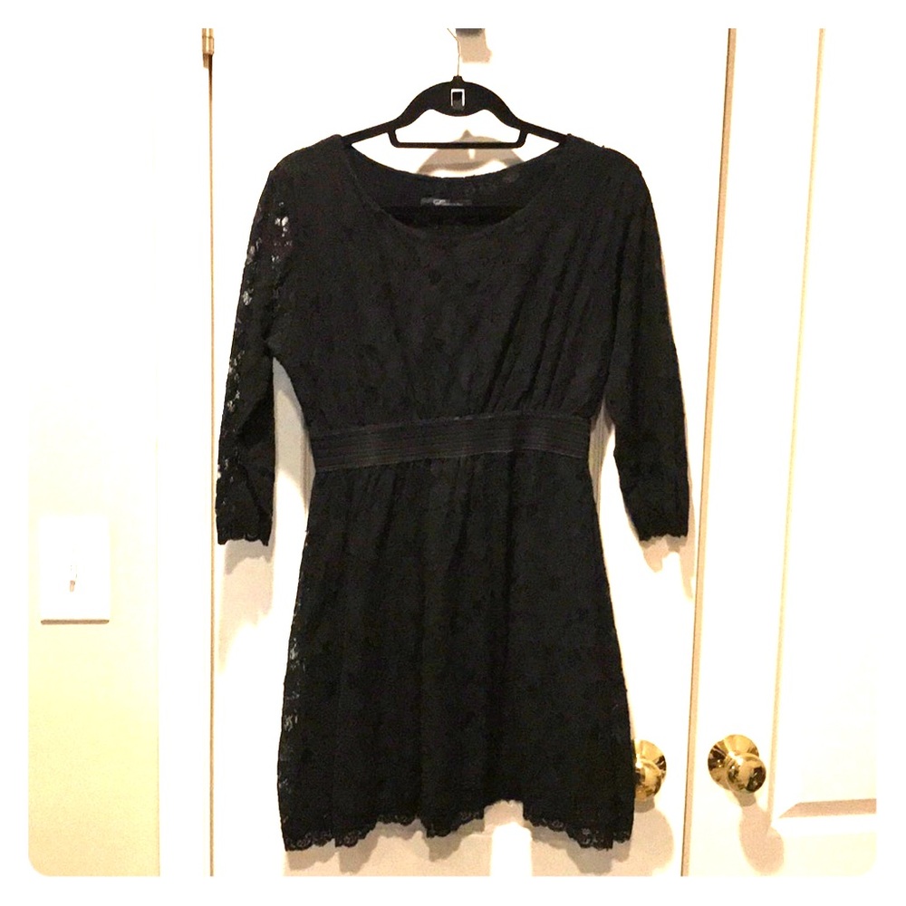 Black lace dress